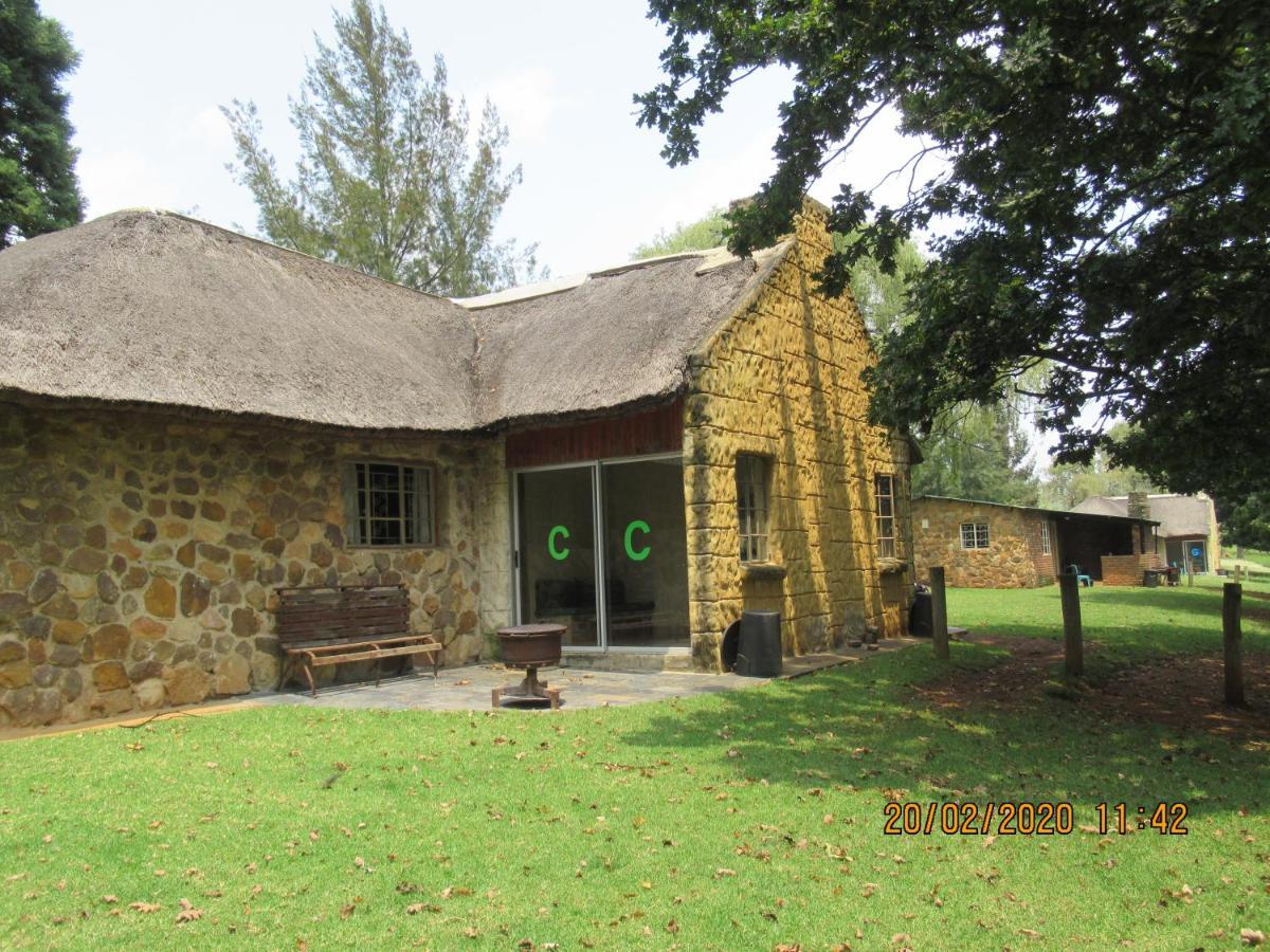 Hostal Elandskloof Trout Farm Dullstroom Exterior foto